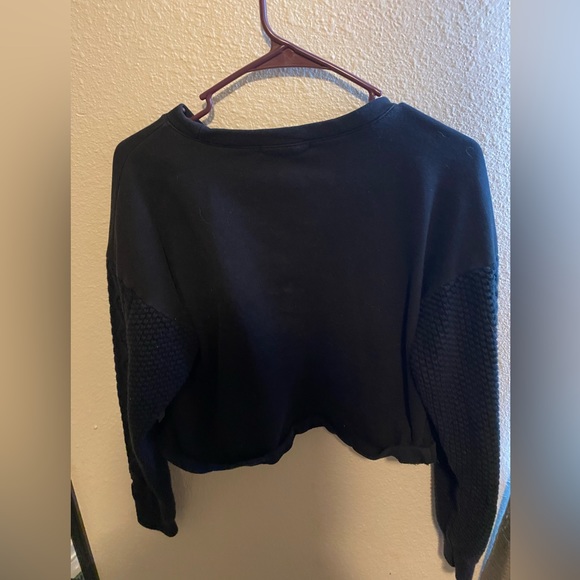 Crop top sweater - Picture 3 of 3